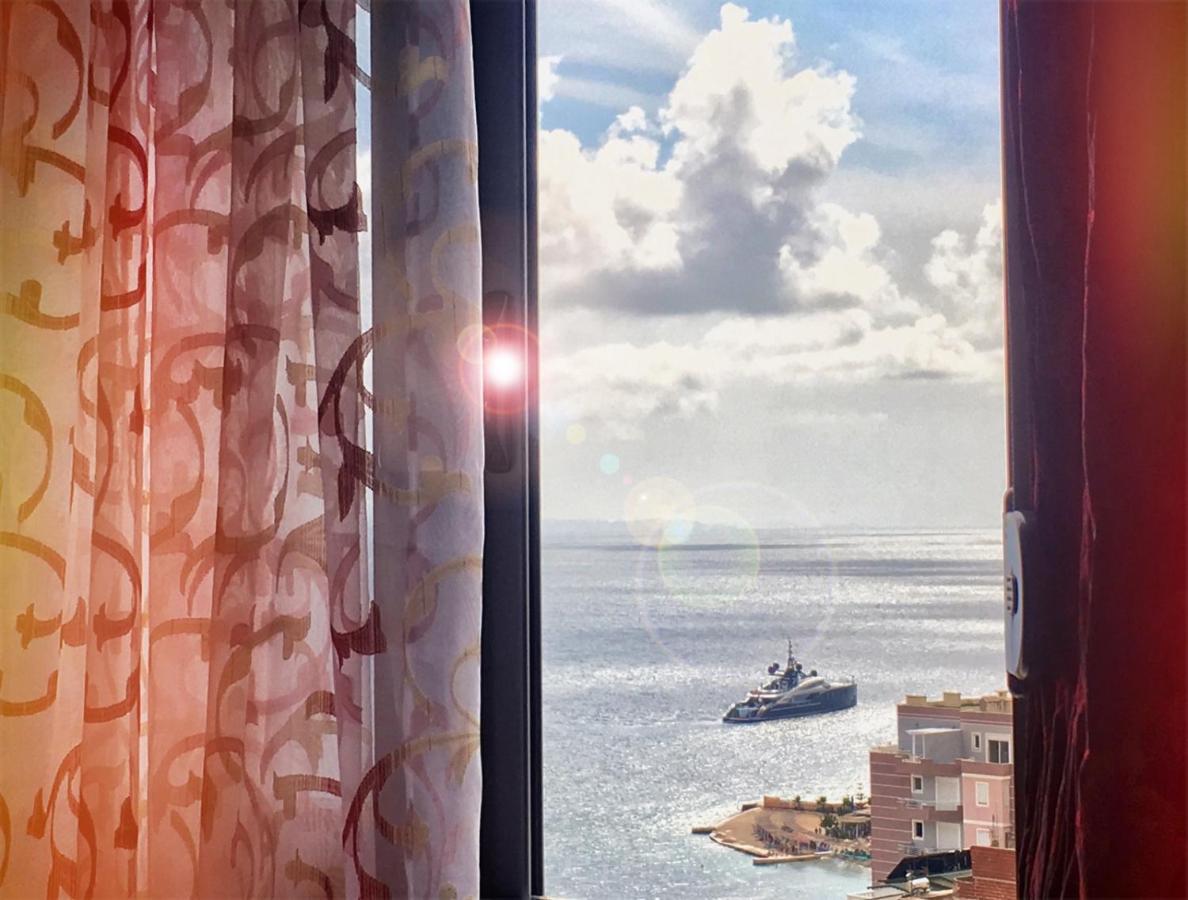 Luxury Holiday In Royal Apartment For King And Queen Sarandë Esterno foto