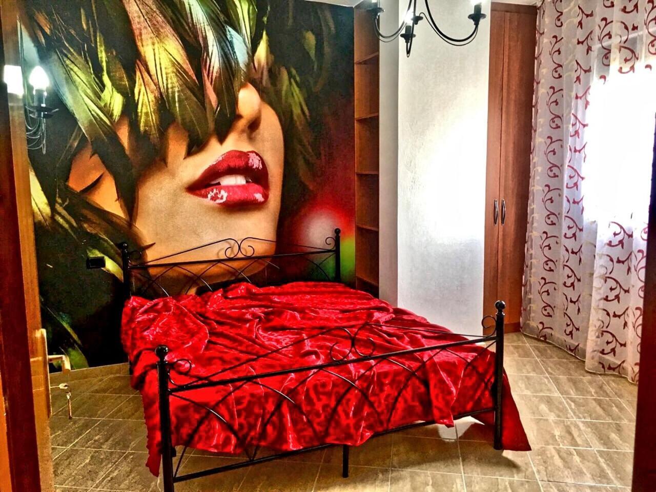 Luxury Holiday In Royal Apartment For King And Queen Sarandë Esterno foto